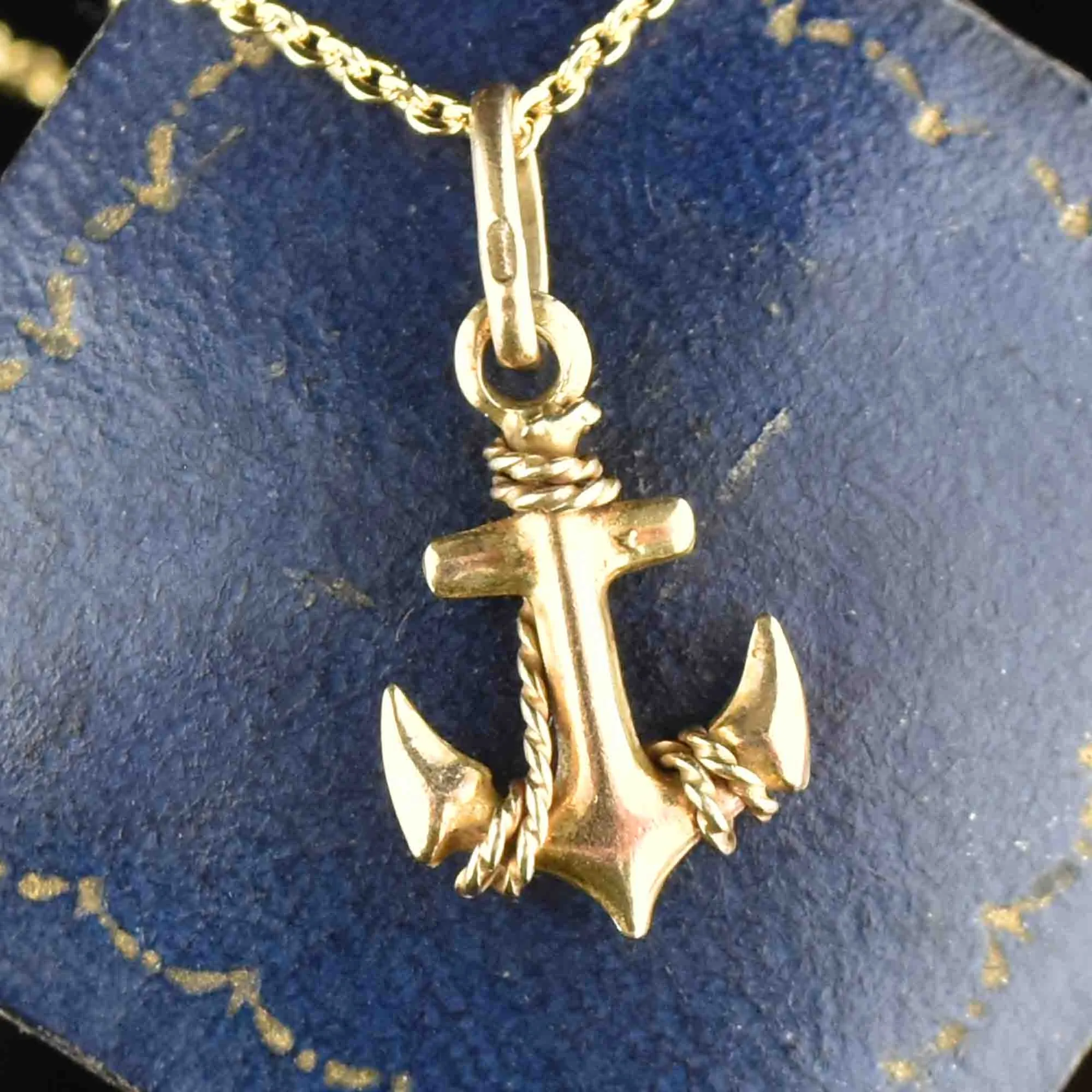 Vintage Anchor Rope Gold Pendant Necklace